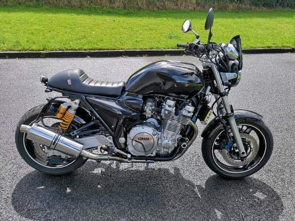 Yamaha XJR 1300 Scrambler